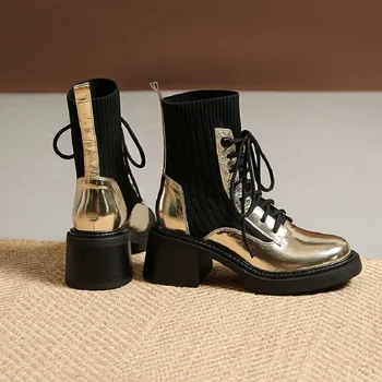 Женские кожаные туфли на шнуровке в британском стиле для маленьких ДЕВОЧЕК, модные, в тон, удобные Слипоны на высоком каблуке с круглым носком и короткими подошвами Martens